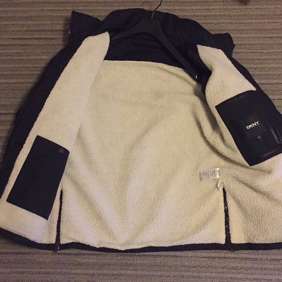 DKNY men's parka coat(down jacket) - Picture 7 of 7